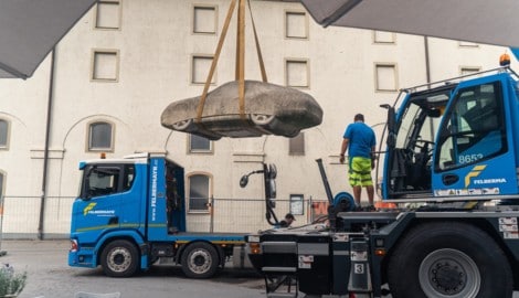 Sieht nicht wirklich schwer aus, ist es aber: 16,4 Tonnen bringt der Porsche auf die Waage. 