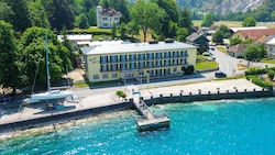 Das Hotel Post am Attersee ist vorübergehend geschlossen. Das Haus ist sanierungsbedürftig.