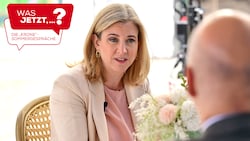Beate Meinl-Reisinger stellt sich auch den Fragen über interne Parteikritiker.