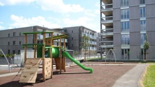 Die Spielgeräte stehen bereit: In Salzburg-Gneis eröffnet ein nagelneuer Kindergarten.