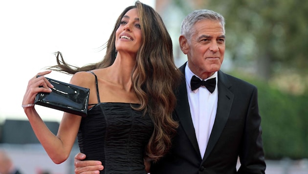 Mamma mia, was für ein Auftritt! George Clooney und seine Amal sorgten in Venedig für einen ...