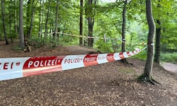 Der Bereich wurde von der Polizei großräumig abgesperrt.