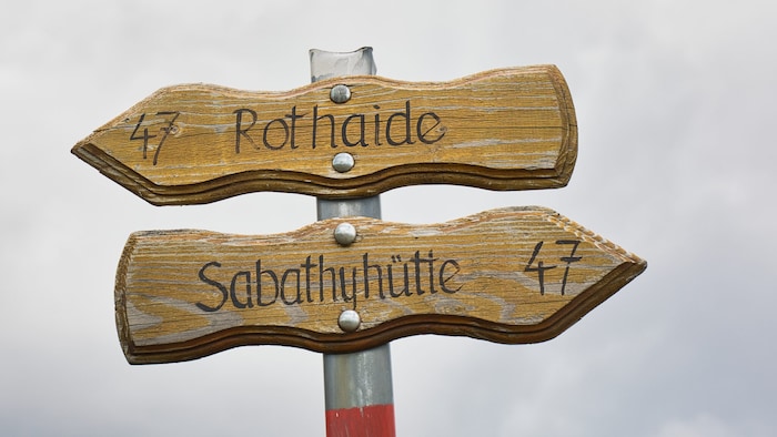 Wo geht es zur Sabathyhütte, wo Sie urige Gemütlichkeit und von Mitte September bis Mitte ...