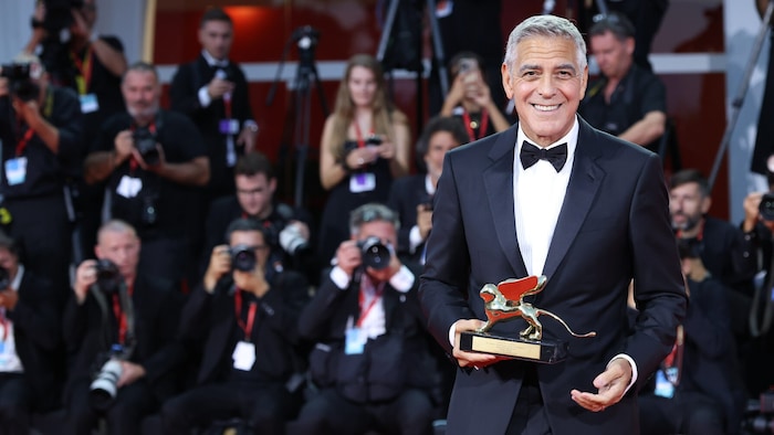 Seiner schönen Ehefrau machte Clooney schließlich eine Liebeserklärung.