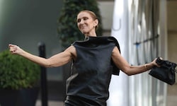 Céline Dion überraschte Fans in Paris spontan mit einem Tänzchen und stimmte dazu einen ihrer ...