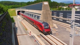 Seit Mitte Dezember 2025 fahren Personenzüge durch den Koralmtunnel. 