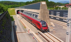 Seit Mitte Dezember 2025 fahren Personenzüge durch den Koralmtunnel. 