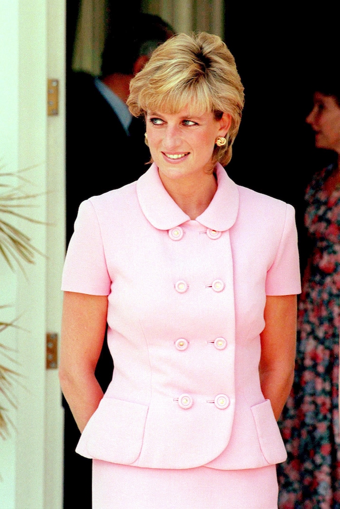 Prinzessin Diana war ein globaler Superstar, so ihr Bruder im BBC-Interview. Von ihrer Hochzeit ...