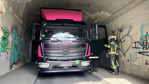 Kein Durchkommen gab es für diesen Lkw im Klausentor ...