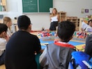 Die Kinder finden es cool, in kleinen Gruppen zu lernen.