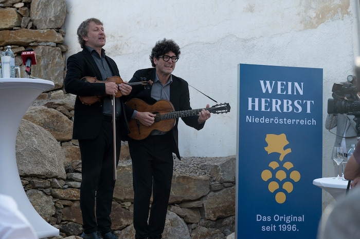 „Die Strottern“ sorgten für den perfekt passenden musikalischen Rahmen.