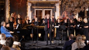 Das Vocalforum Graz unter Franz Herzog mit Intendant Markus Schirmer am Klavier eröffnete ...