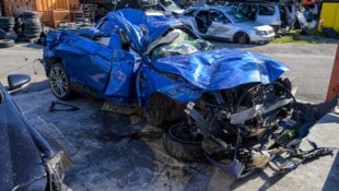 Die beiden jungen Männer, die in der Region bekannt und beliebt waren, hatten bei dem Unfall ...