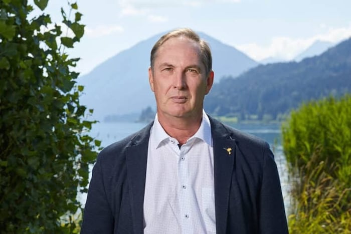 Zwiegespräch zu Radikalisierung und Demokratieverlust mit Horst Peter Groß (Foto) und Werner ...