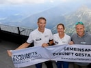 Das Veranstalter-Trio hinter dem Zukunftsforum Ramsau: Christoph und Michaela Stadler sowie ...