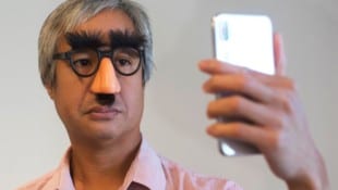 Herkömmliche Gesichtserkennungssysteme sind anfällig für Täuschungsversuche.