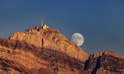 Der Säntis prägt die Silhouette des Rheintals und lockt wöchentlich unzählige Menschen an – auch ...