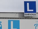 Vom Führerscheinneuling bis zum Routinier: Am Steuer tickt jede Generation anders.