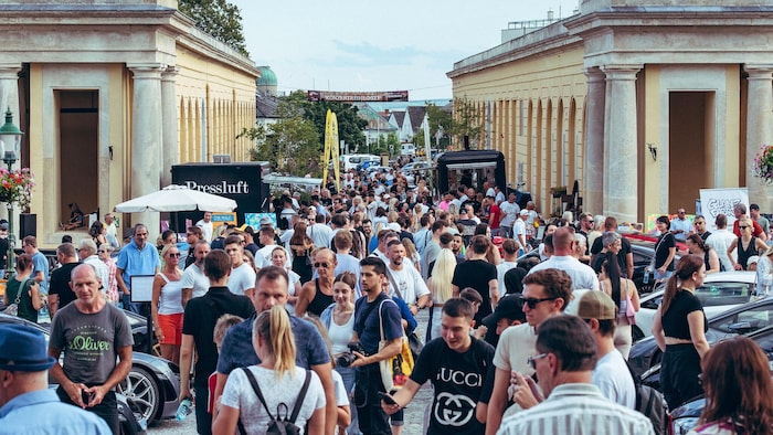 Karten für die After-Party und Ausstellertickets für Kfz und Motorrad im Internet ...