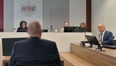 „Das war wahrscheinlich nur so dahingesagt“, meinte der Angeklagte. Und überhaupt: „Er besitzt ...