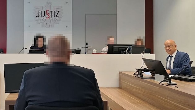 „Das war wahrscheinlich nur so dahingesagt“, meinte der Angeklagte. Und überhaupt: „Er besitzt ...