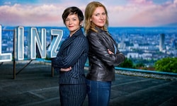 Die passen zusammen: Angelika Niedetzky (r.) und Katharina Stemberger verstehen sich vor allem ...