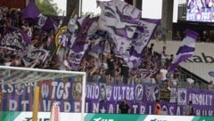 Auswärts und daheim ist der Fanblock bei Austria Salzburg stets voll.