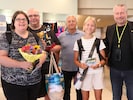 Bürgermeister Peter Molnar (re.) und Roland Dewisch (Mi.) überraschten die ersten ...