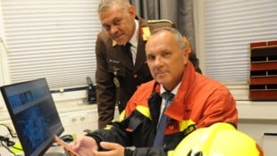 KI-Beauftragter Gottfried Schuller (re.) mit Kommandant Andreas Steinberger.