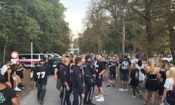 Stundenlanges Warten statt tanzen in Wien: Bei Beatpatrol gab es am Freitag massive Probleme – ...