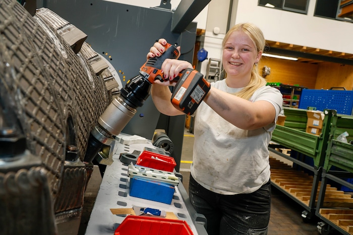 Lorena Siller (20) ist die einzige Maschinenbautechnikerin in Kuchl.