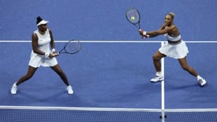Venus und Serena Williams schwangen wieder gemeinsam das Racket.
