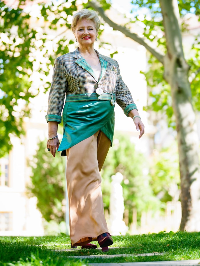 Emira Kundurovic (78) ist für mehr Freiheit in der Mode