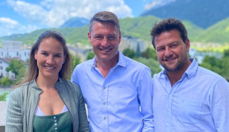 Radio-U1-Moderator Vitus Amor (Mitte) bat Elisabeth und Johannes Hauser zum Interview. Sie ...