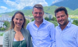Radio-U1-Moderator Vitus Amor (Mitte) bat Elisabeth und Johannes Hauser zum Interview. Sie ...