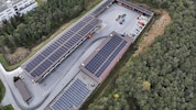 Fokus Erneuerbare Energie: PV auf Parkplatz der Autobahnmeisterei Haiming.