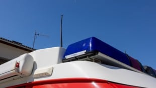 Die 22-Jährige musste mit der Rettung ins Klinikum Klagenfurt gebracht werden.