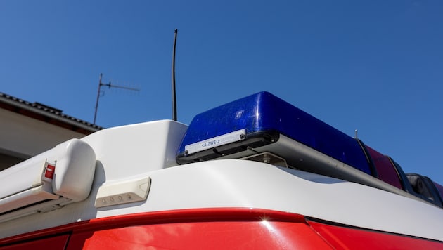 Die 22-Jährige musste mit der Rettung ins Klinikum Klagenfurt gebracht werden.
