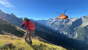 Der Verletzte wurde vom Notarzthubschrauber abtransportiert.