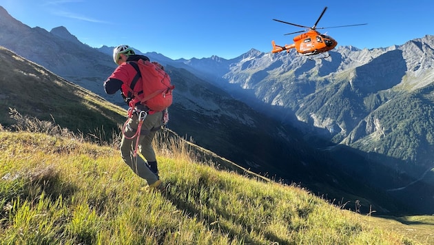 Der Verletzte wurde vom Notarzthubschrauber abtransportiert.