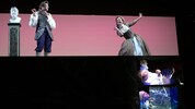 Raphael von Bargen (Graf Almaviva) und Johanna Martini (Susanne) sowie darunter Claudius von ...