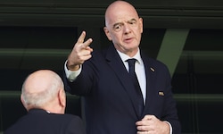 Gianni Infantino beabsichtigt an seinen Plänen festzuhalten! 