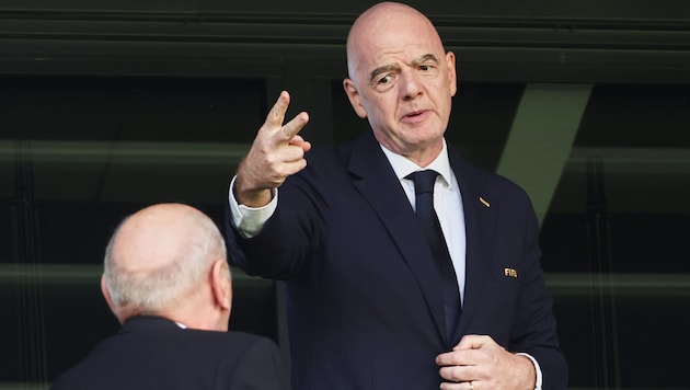 Gianni Infantino beabsichtigt an seinen Plänen festzuhalten!