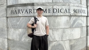 Der 27-jährige Raphael Suchomel forscht an der renommierten Harvard Medical School in den USA.