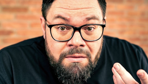 Normalerweise bringt er sein Publikum als Kabarettist zum Lachen, nun probiert sich Michael ...