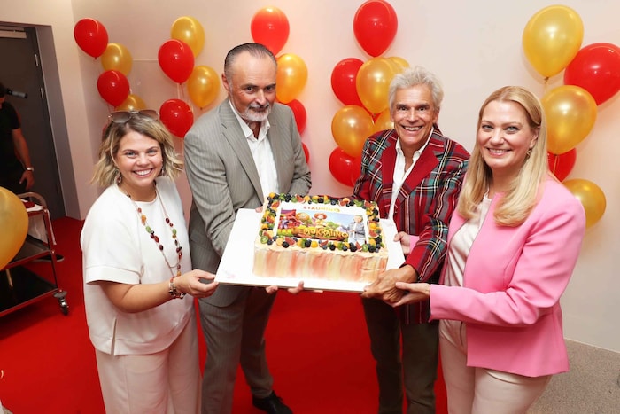 KBB-Geschäftsführerin Claudia Priber, Doskozil, Brezina und Landesrätin Daniela Winkler ...