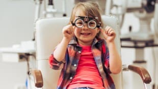 Vor dem Schuleintritt sollen die Kinderaugen überprüft werden. 