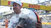 Sebastian Vettel durfte in Schumachers F2002 Platz nehmen.