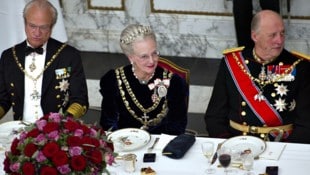 Ein Bild, das heute besonders zu Herzen geht: Von diesen drei Royals leben nur noch zwei. ...