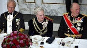 Ein Bild, das heute besonders zu Herzen geht: Von diesen drei Royals leben nur noch zwei. ...
